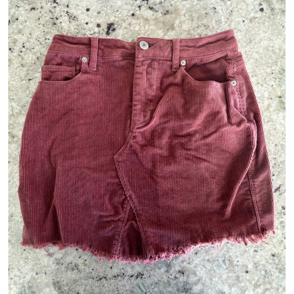 Love Tree Small Rust Corduroy High Rise‎ Fray Hem Shorts